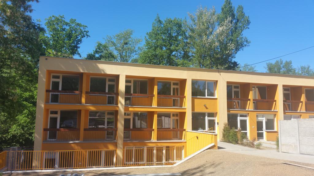 Aparthotel Usmev Ostrava Exterior foto